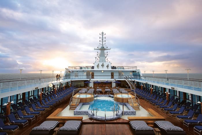 oceania cruises pool deck r class 2.jpg
